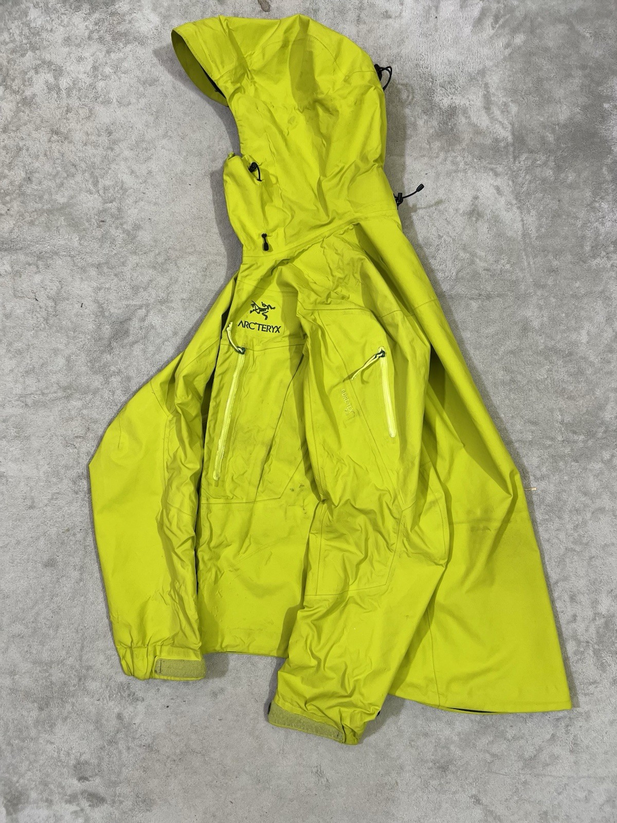 Arc’teryx Beta AR Gore-Tex Pro Jacket Neon Yellow Men’s Medium 2012