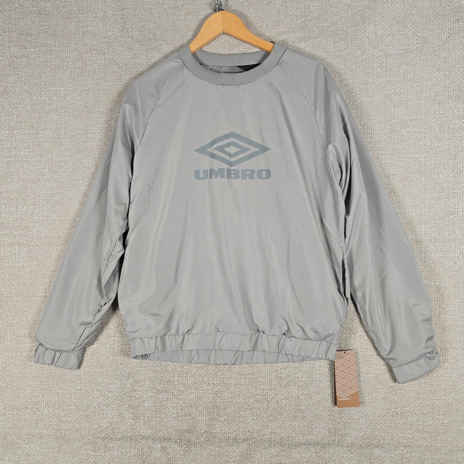 NWT Umbro Reversible Pullover Jacket Men\'s S Gray Graphic Tech Crewneck Sport