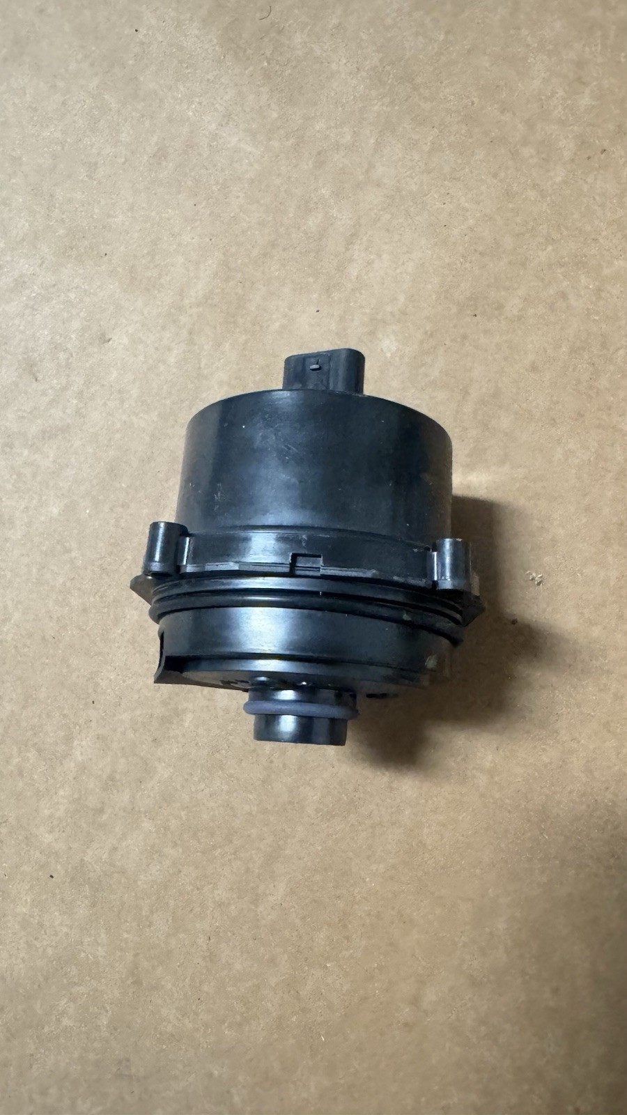 Genuine 2017-2024 Tesla Model 3 Y 1619322-00-C Radiator reservoir Water Pump OEM Genuine 2017-2024 Tesla Model 3 Y 1619322-00-C Radiator reservoir Water Pump OEM