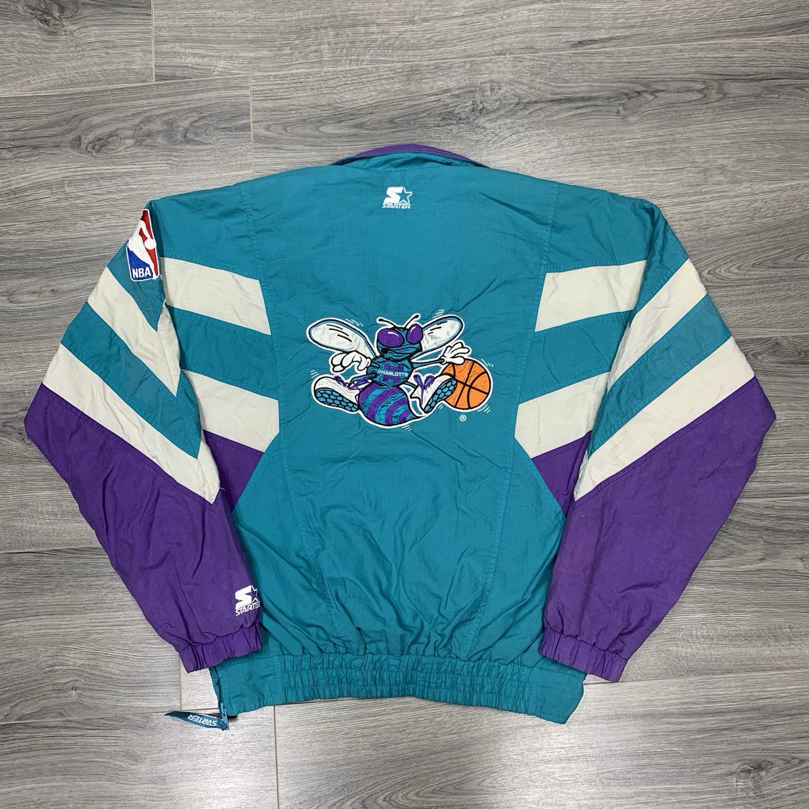 Vintage 1990S Starter Charlotte Hornets Jacket Medium Rare Mens Teal Windbreaker Vintage 1990S Starter Charlotte Hornets Jacket Medium Rare Mens Teal Windbreaker