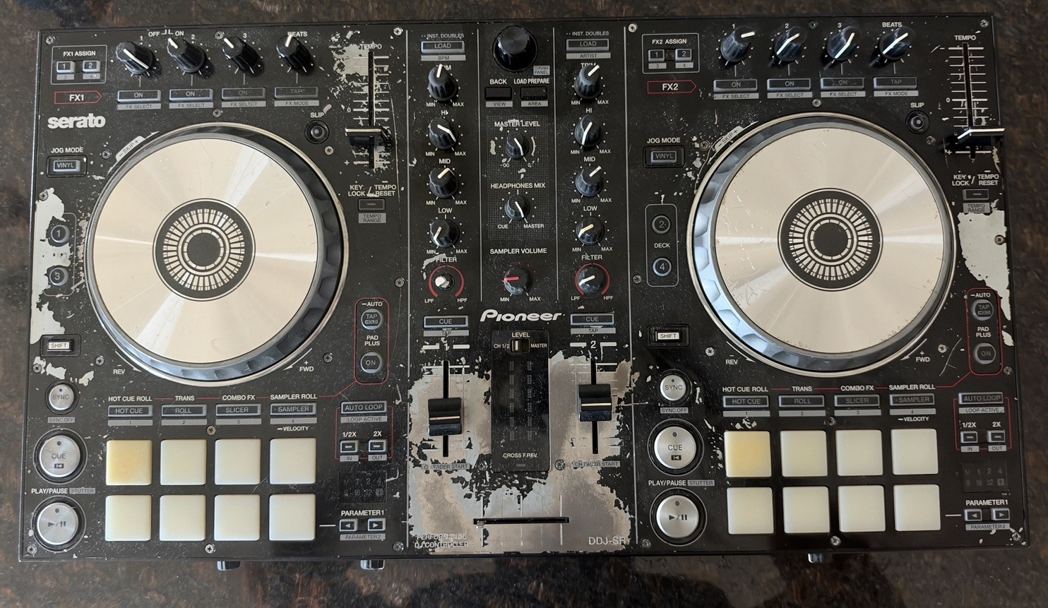 Pioneer DJ DDJ-SR Black 2-Channel Controller UNTESTED Pioneer DJ DDJ-SR Black 2-Channel Controller UNTESTED