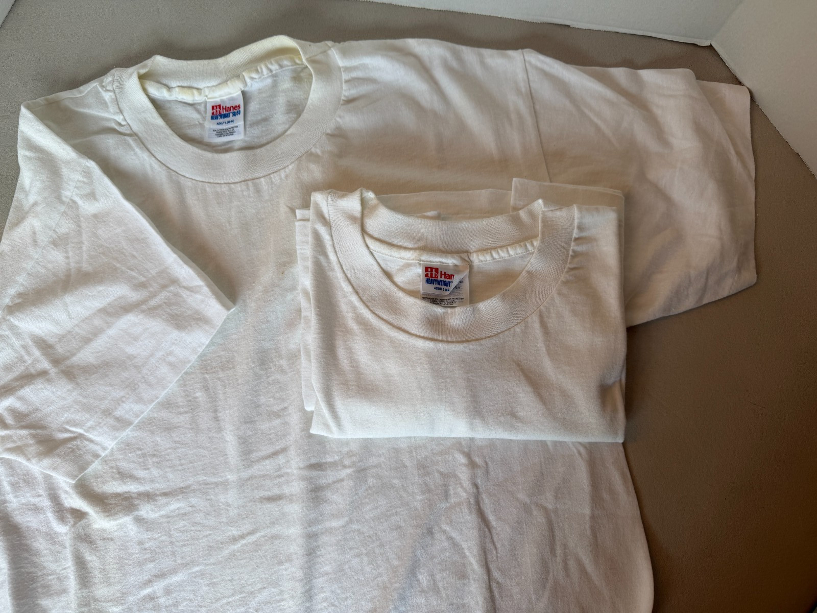 (2) Vtg 90s Hanes Blank White T Shirt Large (42-44) Deadstock NEW 100% Cotton (2) Vtg 90s Hanes Blank White T Shirt Large (42-44) Deadstock NEW 100% Cotton