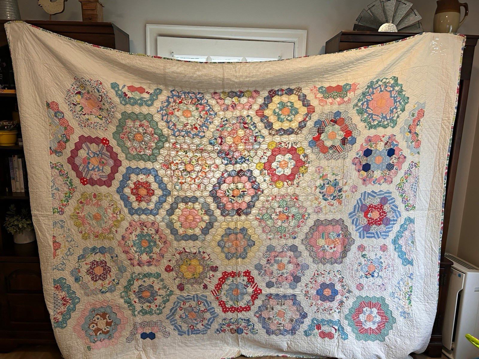 Vintage Handmade Grandmother’s Flower Garden Patchwork Quilt