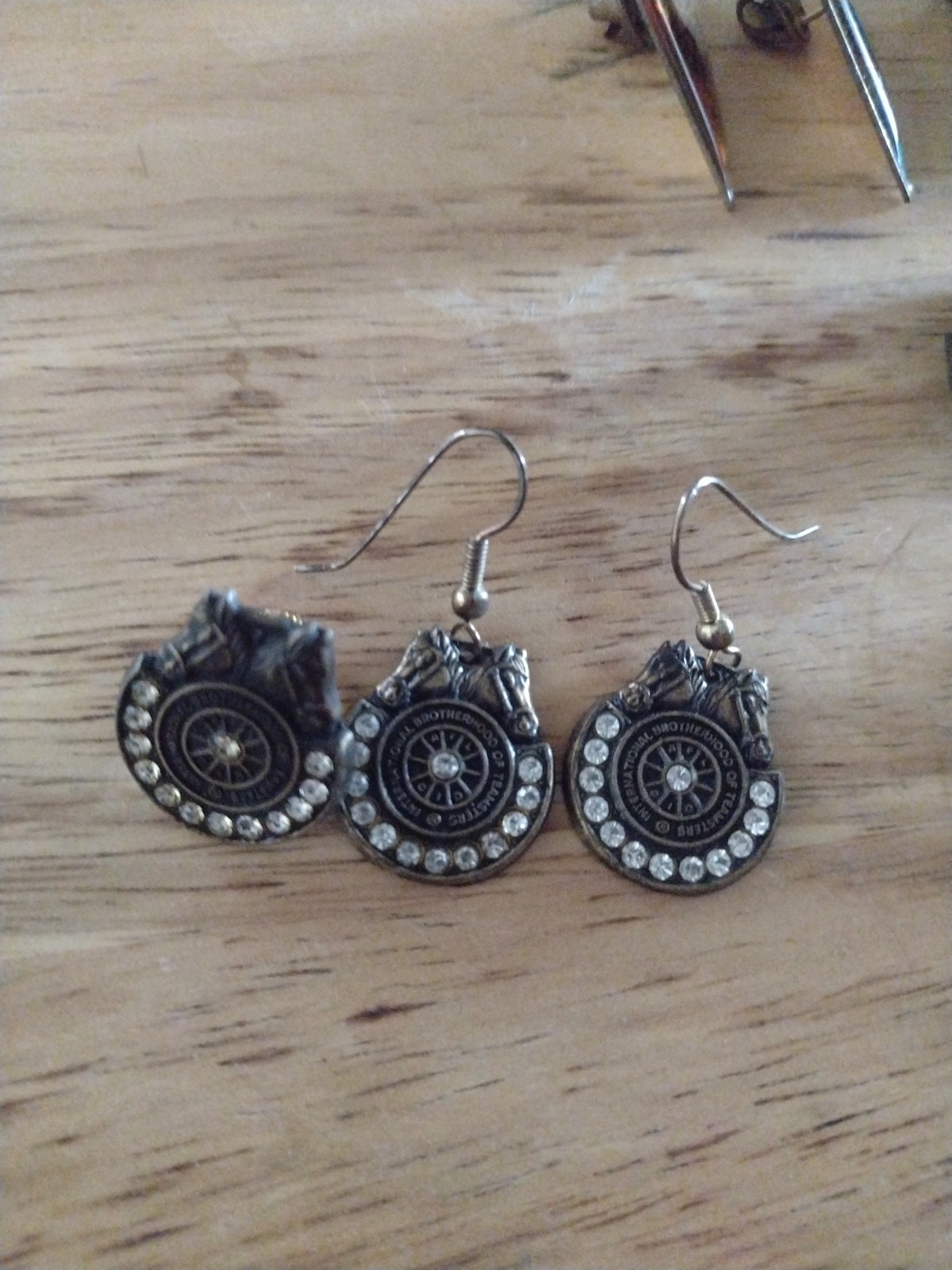Teamsters International Brotherhood Matching Earrings And Pin Vintage 