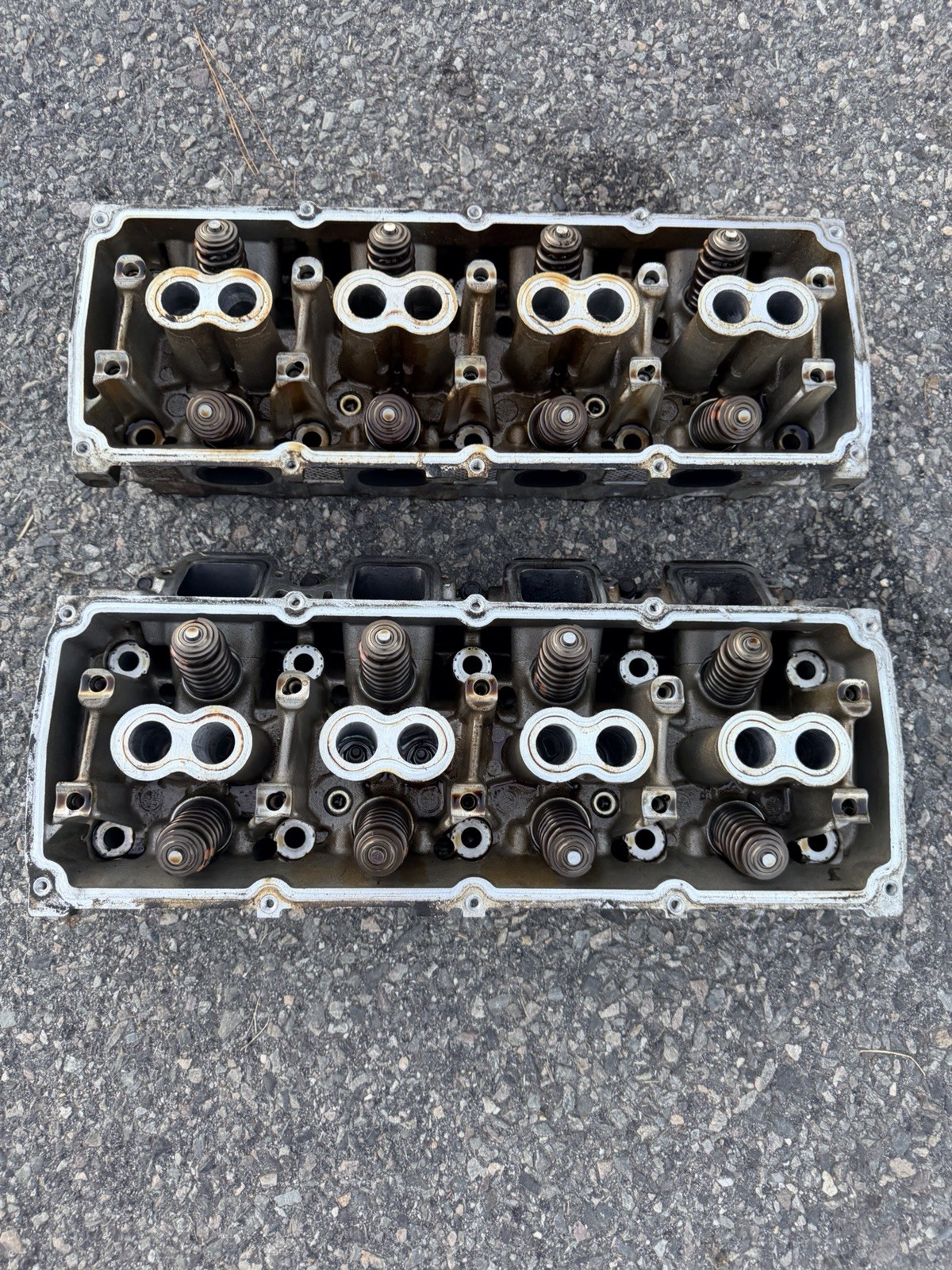 Eagle 5.7 Hemi Heads W/ Valves