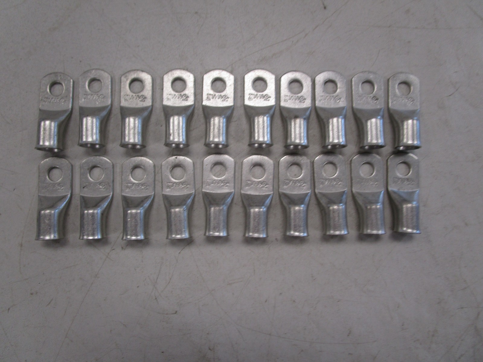 MOLEX 3/0 GAUGE LUG SET OF (20) ELECTICAL WIRE CONNECTION TAE3/0-38R-50 BOAT MOLEX 3/0 GAUGE LUG SET OF (20) ELECTICAL WIRE CONNECTION TAE3/0-38R-50 BOAT