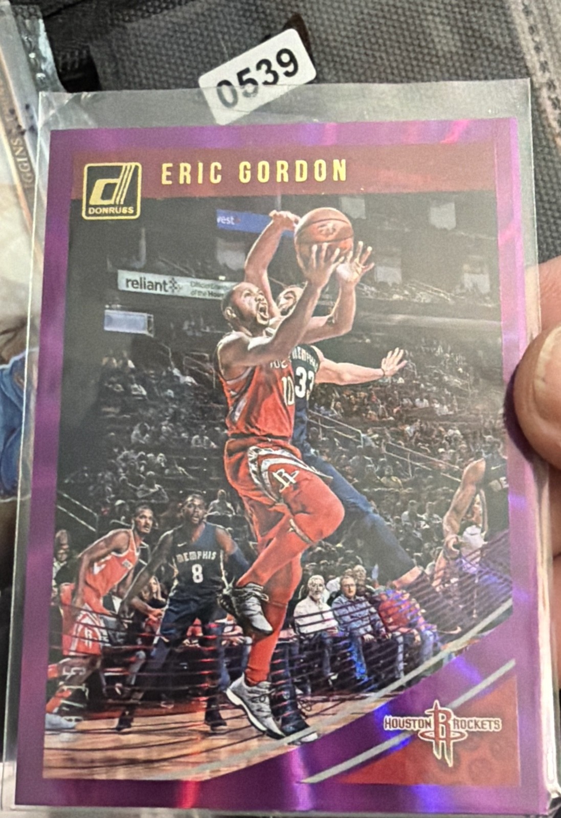 2018-19 Panini Donruss - Eric Gordon #92 Holo Purple Laser /15 (533) 2018-19 Panini Donruss - Eric Gordon #92 Holo Purple Laser /15 (533)