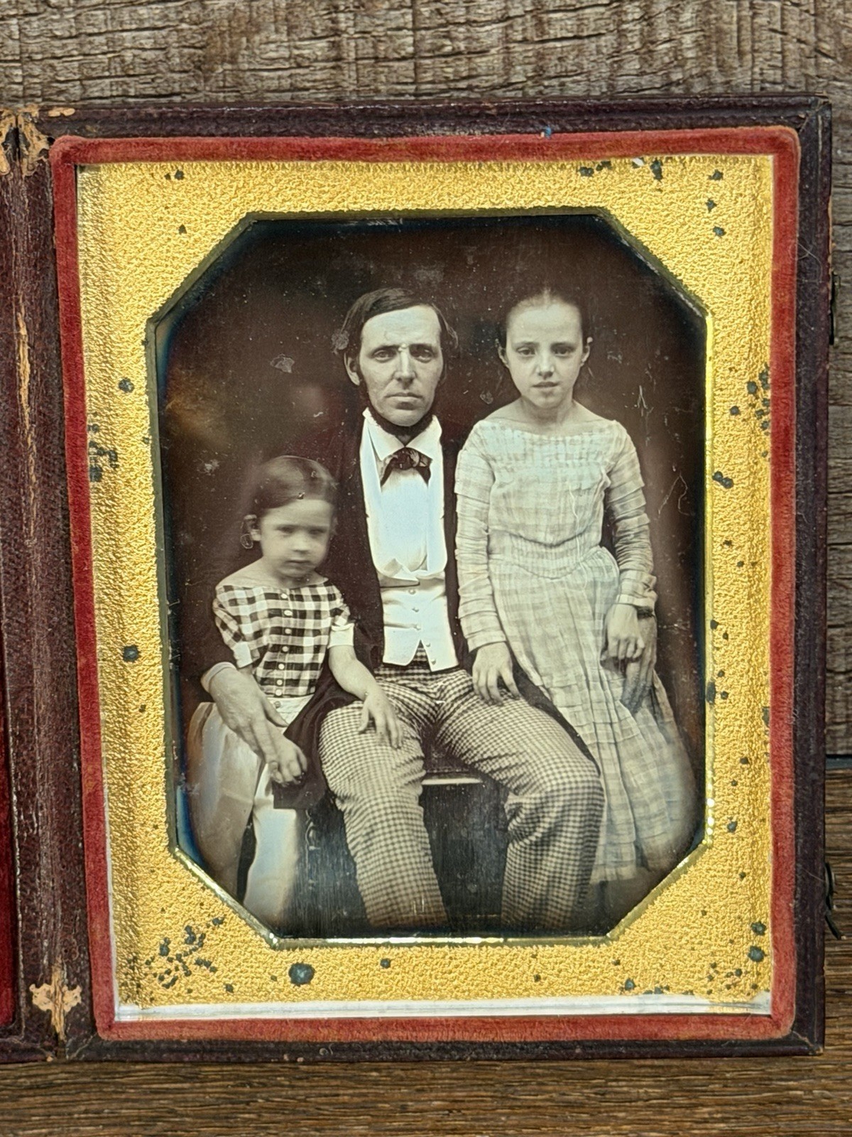 EARLY daguerreotype Photo BY PLUMBE 1/4 PLATE In Full Case MAN & Children 1840s EARLY daguerreotype Photo BY PLUMBE 1/4 PLATE In Full Case MAN & Children 1840s
