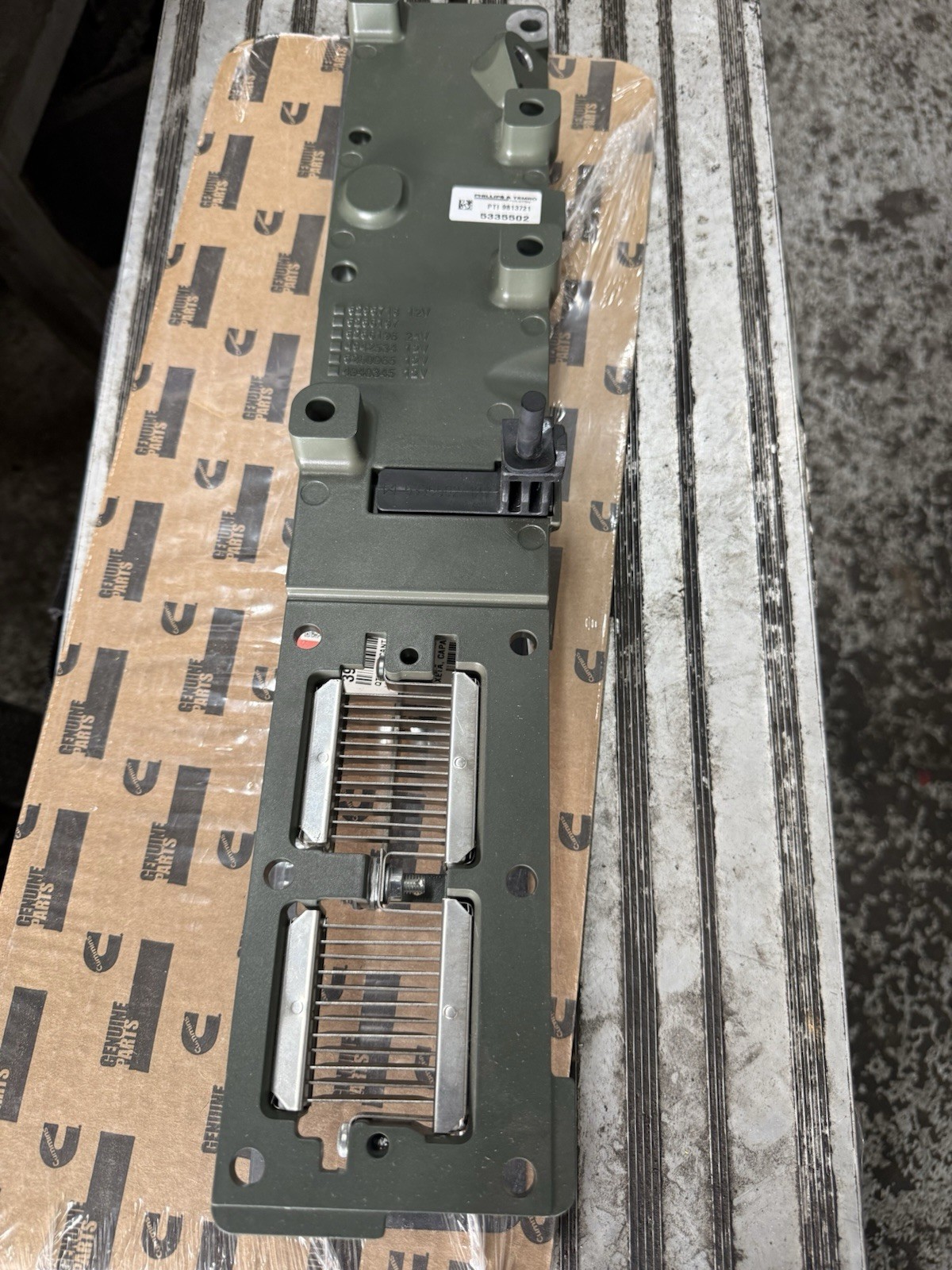 6.7 ISB Grid Heater New Never Used. Comes With Brand New Cummins Gasket.