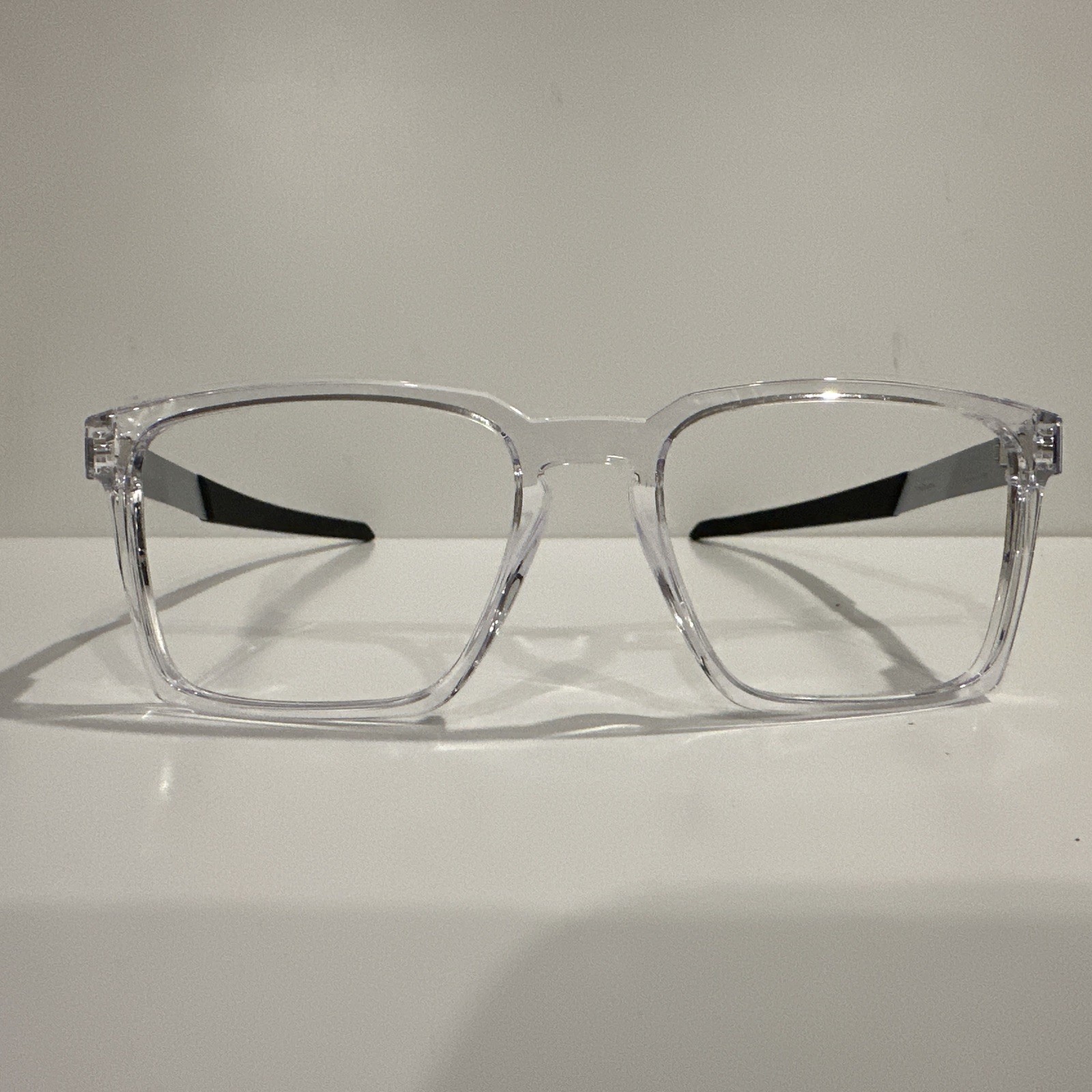 OAKLEY OX8055 Color 0354 Clear Black Size 54-17 EXCHANGE OAKLEY OX8055 Color 0354 Clear Black Size 54-17 EXCHANGE