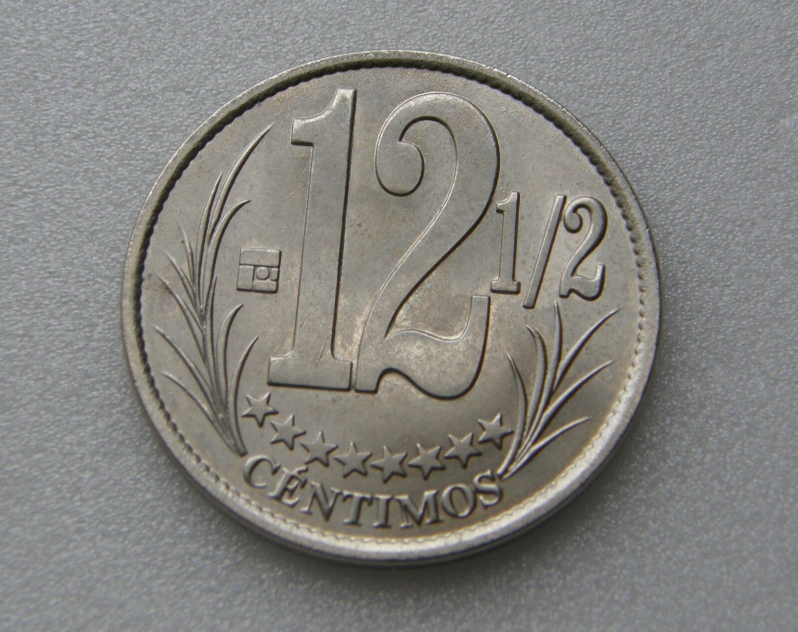 Venezuela UNC Coin 12.5 12 1/2 Centimos 0,125 Bolivares \ Venezuela UNC Coin 12.5 12 1/2 Centimos 0,125 Bolivares \