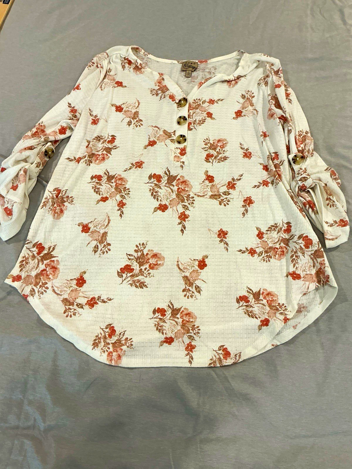 Como Vintage Women\'s L White Floral V-Neck Long Sleeve Button Accent Knit Top