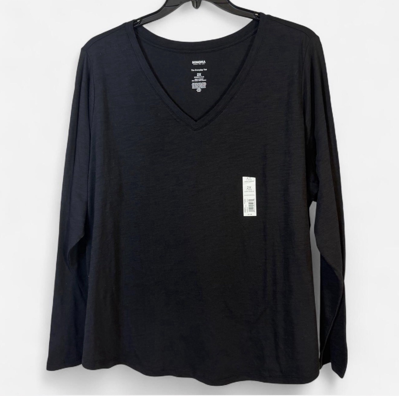 NWOT- Sonoma Women’s Black Long Sleeve V-Neck Shirt 2X Sku2228 NWOT- Sonoma Women’s Black Long Sleeve V-Neck Shirt 2X Sku2228