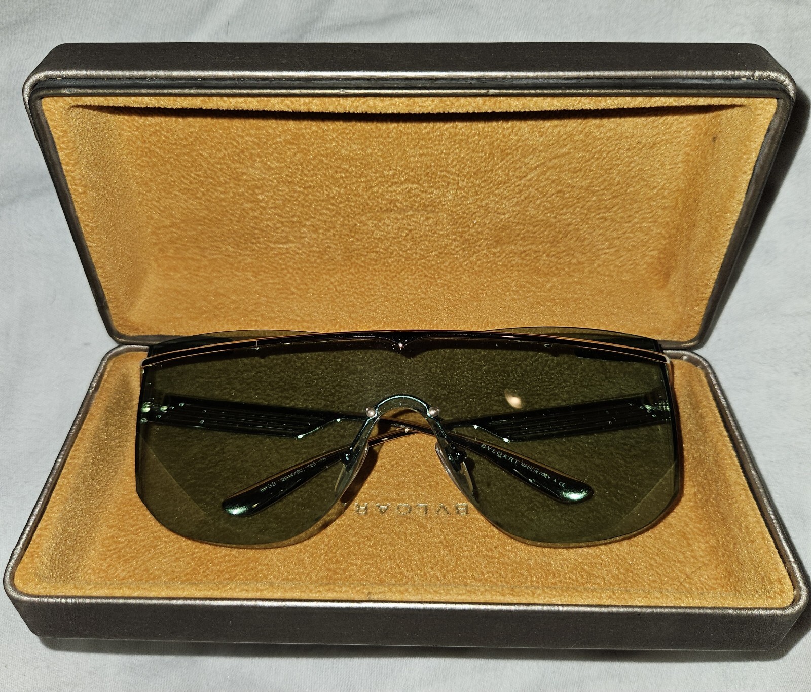 Bvlgari Sunglasses for Woman BV 6139  (2014-9C) PRE-OWNED in GREAT CONDITION