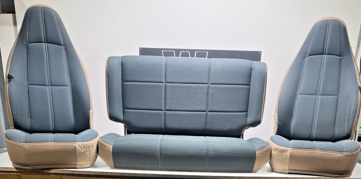 SAHARA Green Driver & Passenger Front Seats & Rear Seat 97-02 Jeep TJ Wrangler