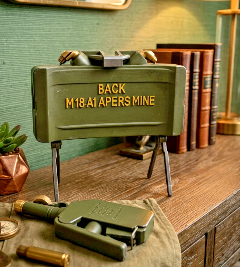 3D Printed M18A1 Claymore Mine Replica with M57 Clacker (1:1 Scale)