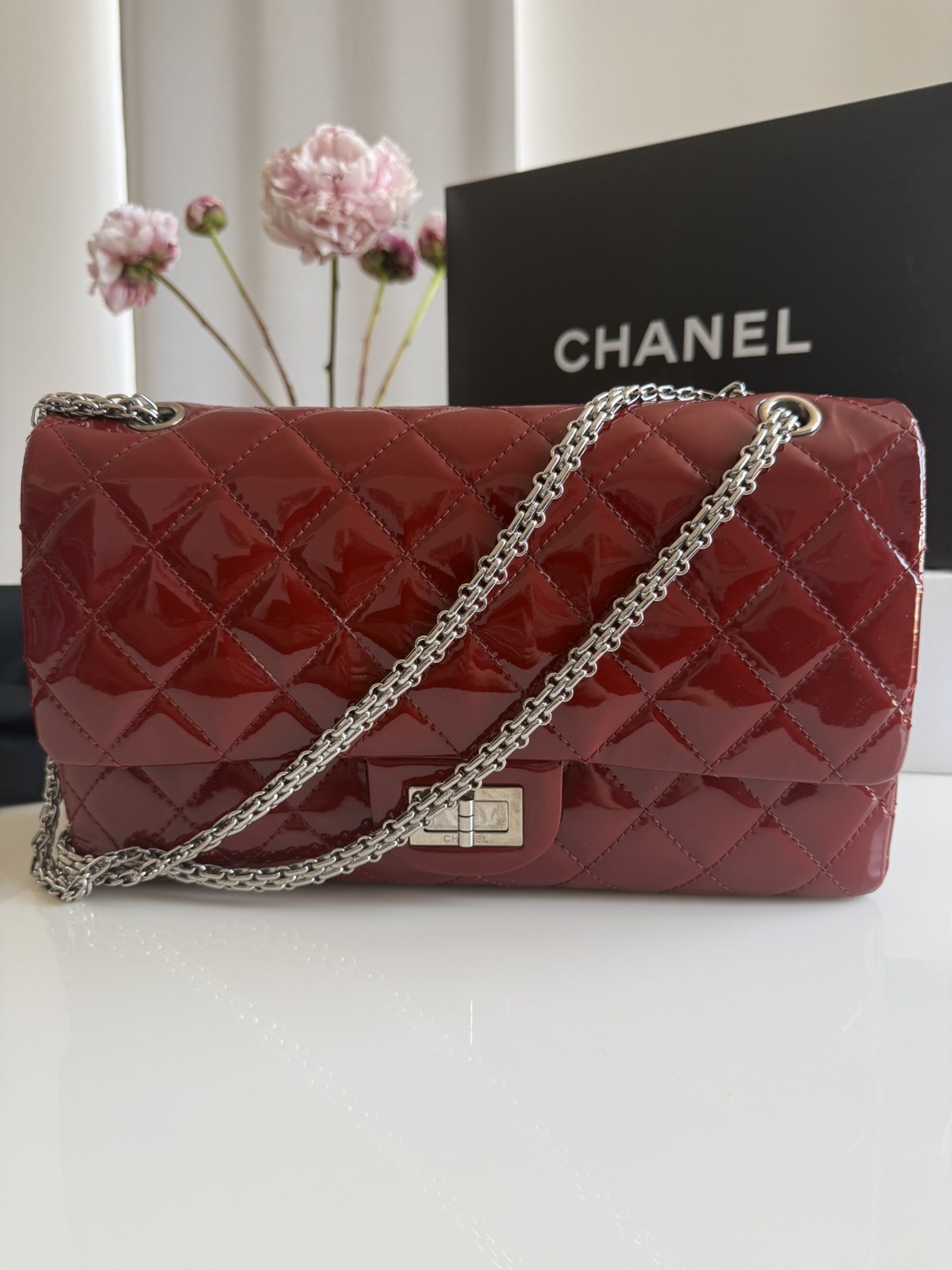 chanel 2.55 reissue bag