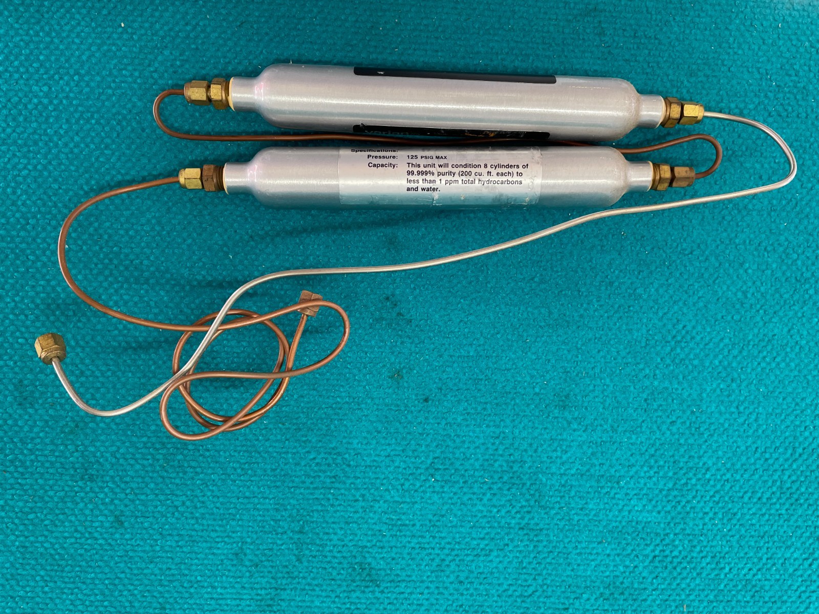 Varian Gas Purifier 03-949770-02 With Varian Carrier Gas Filter 03-949862-00 Varian Gas Purifier 03-949770-02 With Varian Carrier Gas Filter 03-949862-00
