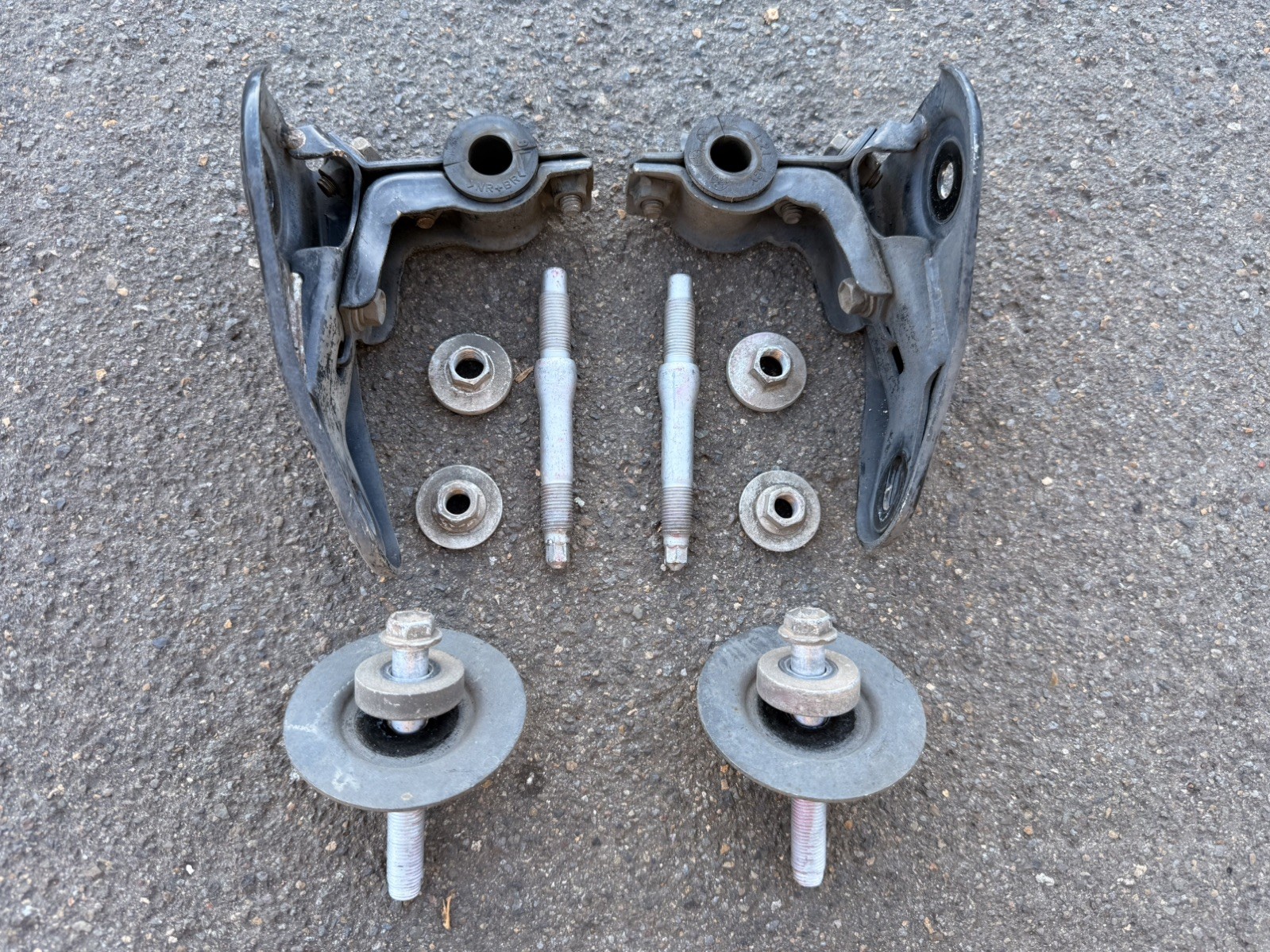 2002-2006 TOYOTA CAMRY REAR CROSSMEMBER SWAY BAR BACKETS W/BOLTS & HARDWARE 2002-2006 TOYOTA CAMRY REAR CROSSMEMBER SWAY BAR BACKETS W/BOLTS & HARDWARE