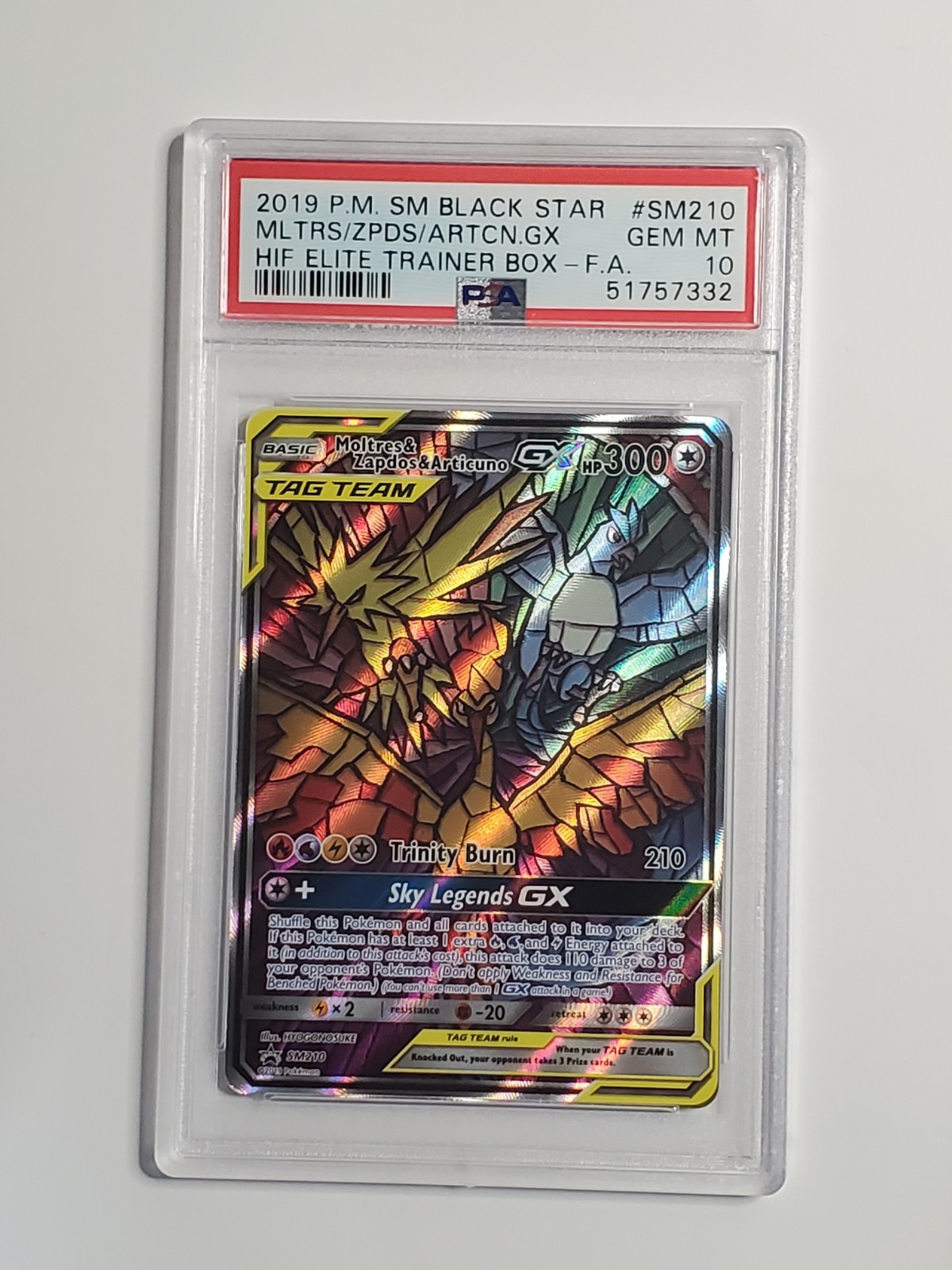 Pokemon 2019 SM Black Star Promo Moltres & Zapdos & Articuno GX SM210 PSA 10 Pokemon 2019 SM Black Star Promo Moltres & Zapdos & Articuno GX SM210 PSA 10
