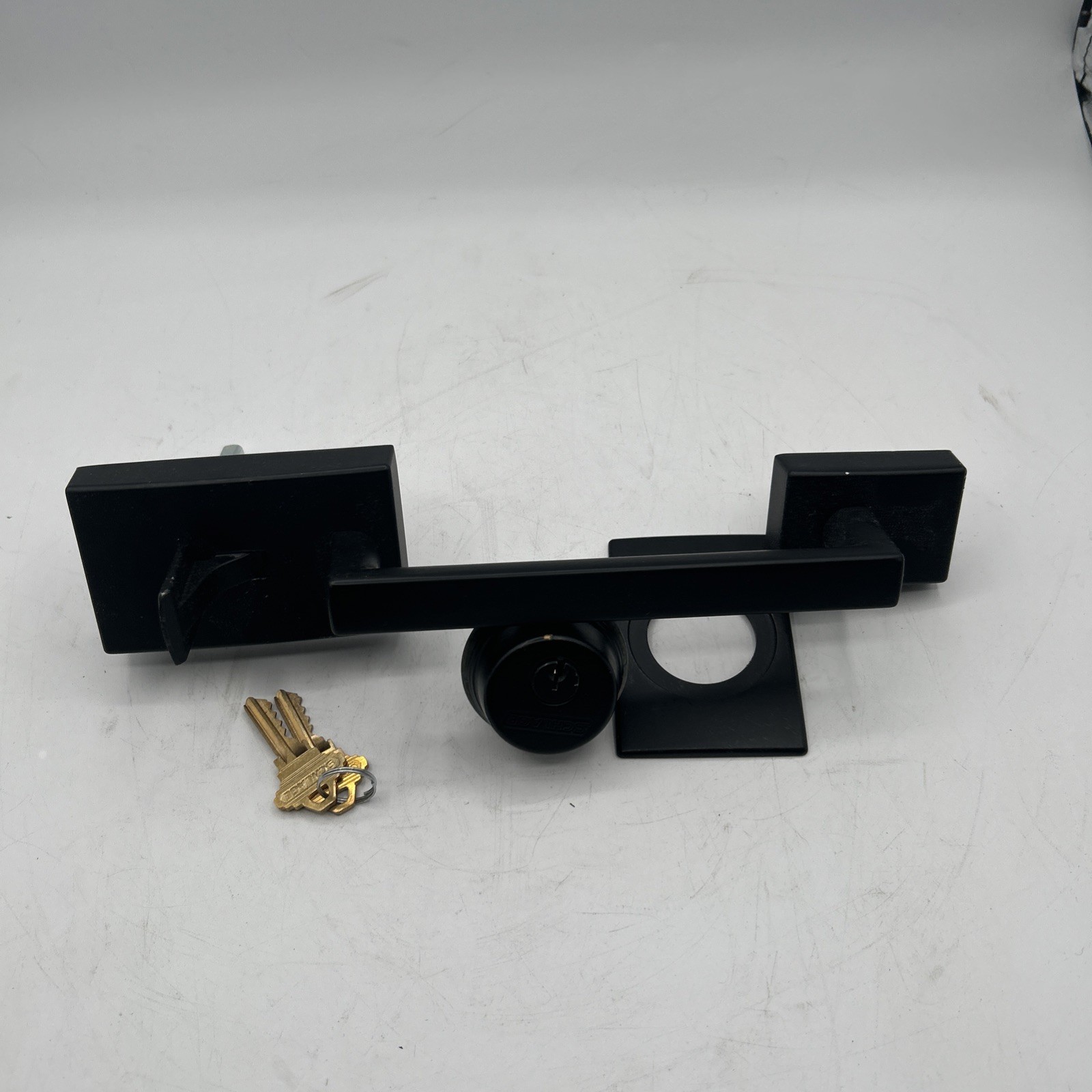Schlage F58 CEN 622 Century Single Cylinder Exterior Entrance Handleset Schlage F58 CEN 622 Century Single Cylinder Exterior Entrance Handleset
