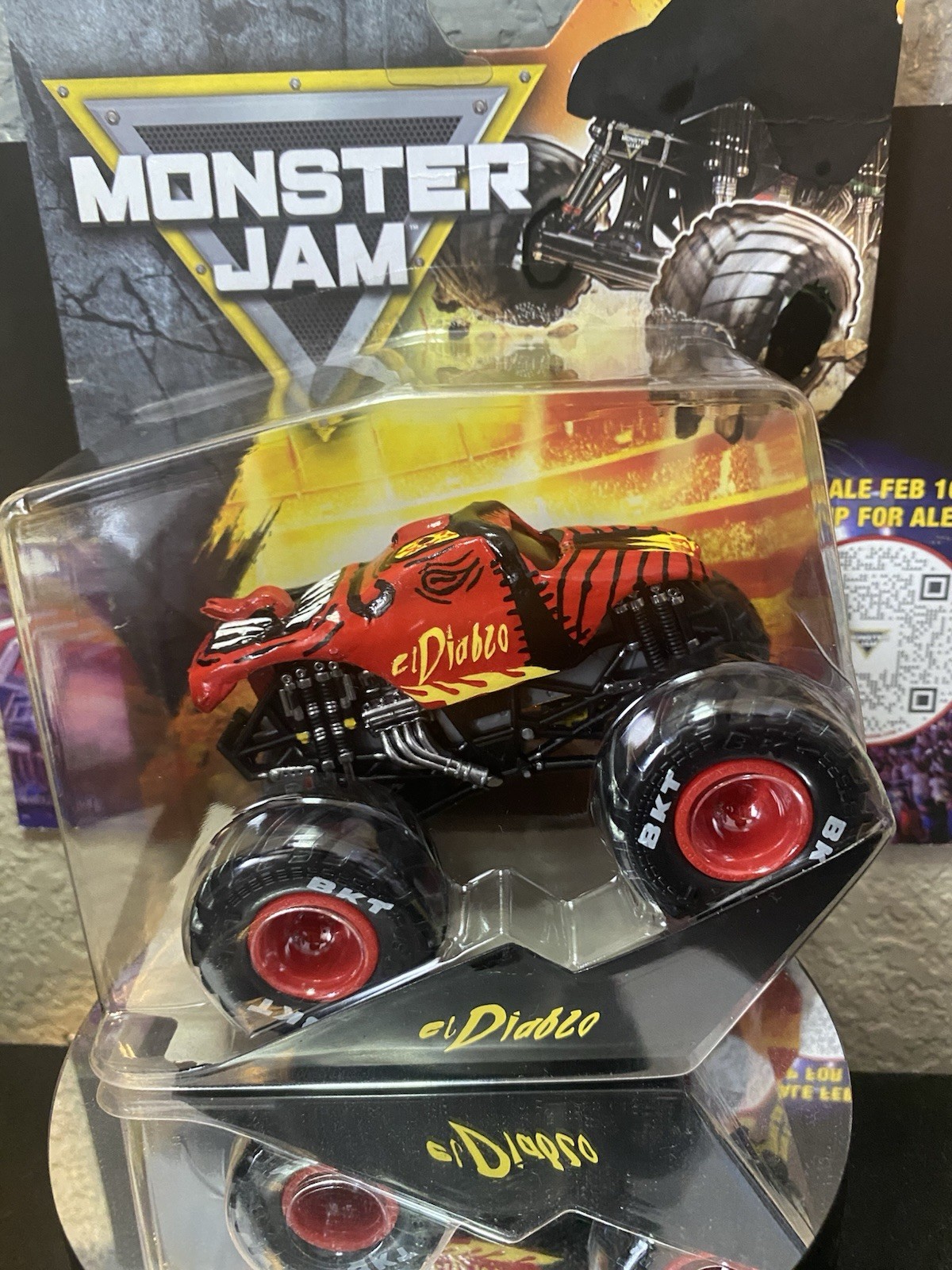 Custom Monster Jam Truck El Diablo 1:64 Scale Custom Monster Jam Truck El Diablo 1:64 Scale