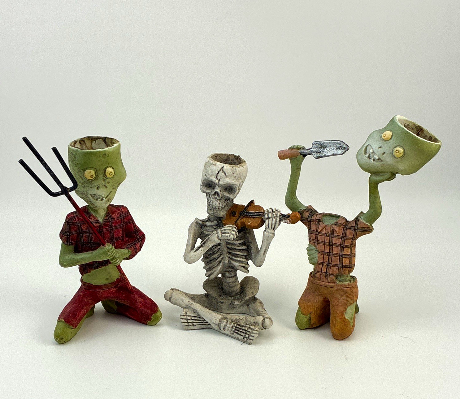 LiveTrends Halloween Planter Lot - Band of Bones & Namaste Dead Air Plant Holder