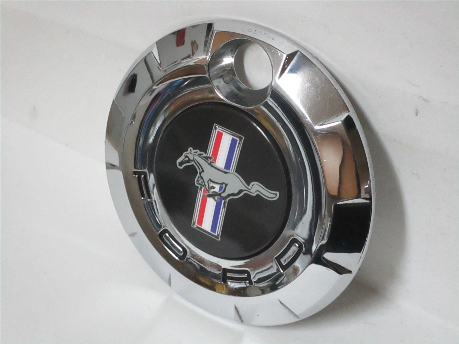 2005-2009 Ford Mustang Rear Trunk Lock Key Cover Emblem