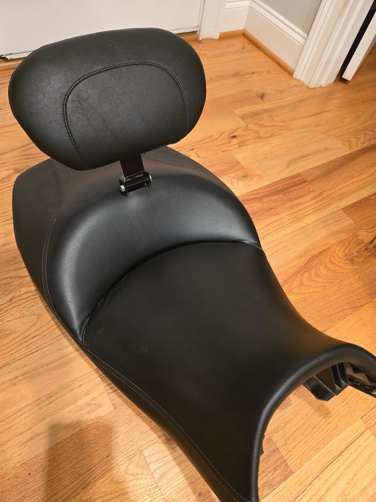 2019 BMW K1600B Grand America OEM Heated Seat w/ Fold-Down Backrest