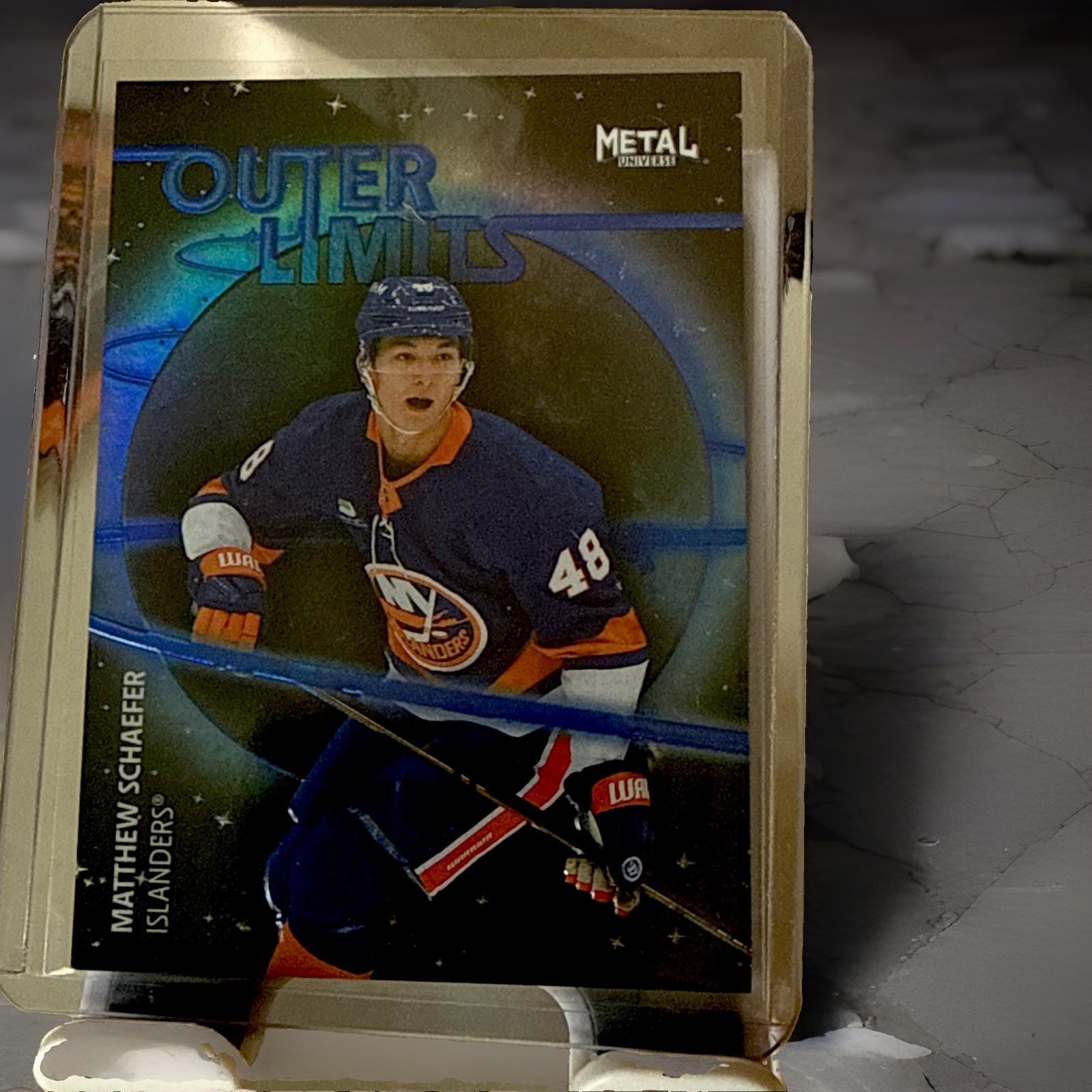 2025-26 Skybox Metal Universe Matthew Schaefer Outer Limits Blue/199 Color Match 2025-26 Skybox Metal Universe Matthew Schaefer Outer Limits Blue/199 Color Match