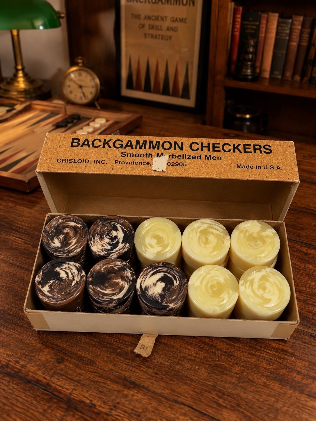 Vintage Crisloid Backgammon Checkers Set Smooth Marbelized Men Brown & Cream 30 