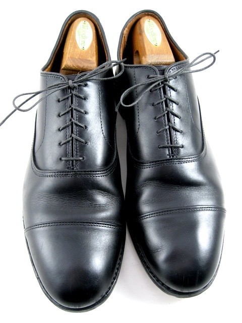 Allen Edmonds  \