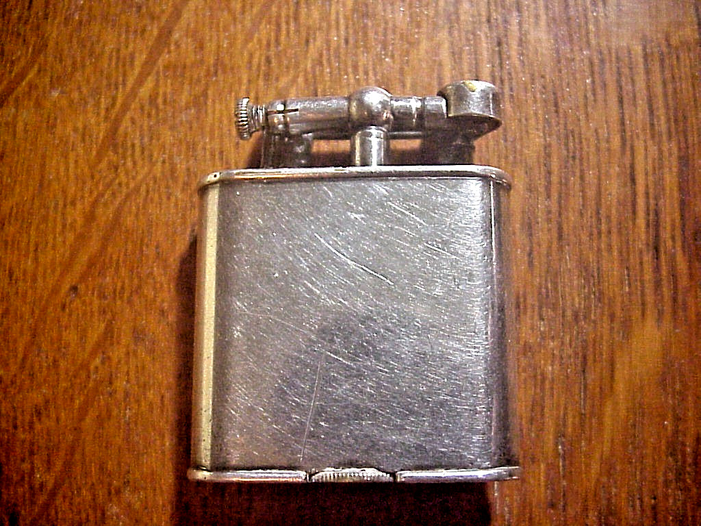 Vintage DUNHILL SWING ARM LIGHTER Trench Lighter signed DUNHILL Vintage DUNHILL SWING ARM LIGHTER Trench Lighter signed DUNHILL