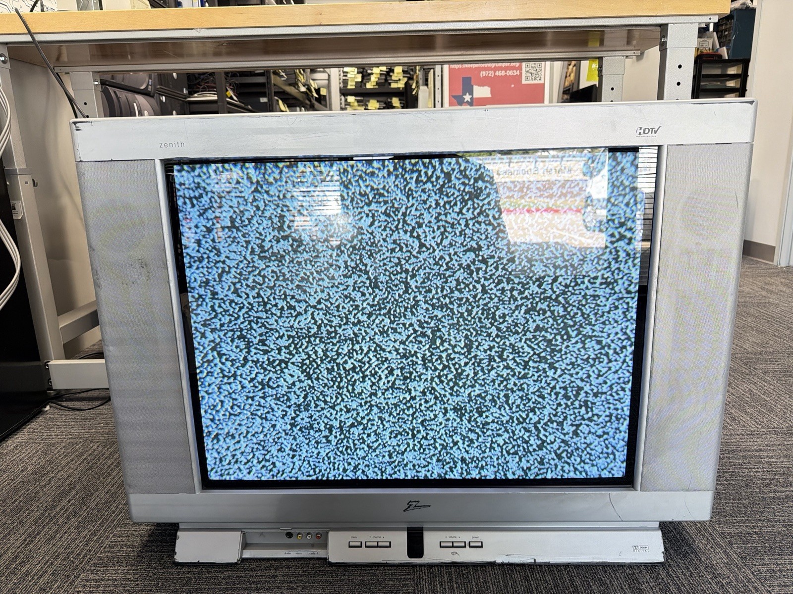 RARE Vintage Zenith 32” C32V23 Gaming S-video HDMI Compt CRT TV LOCAL PICK UP