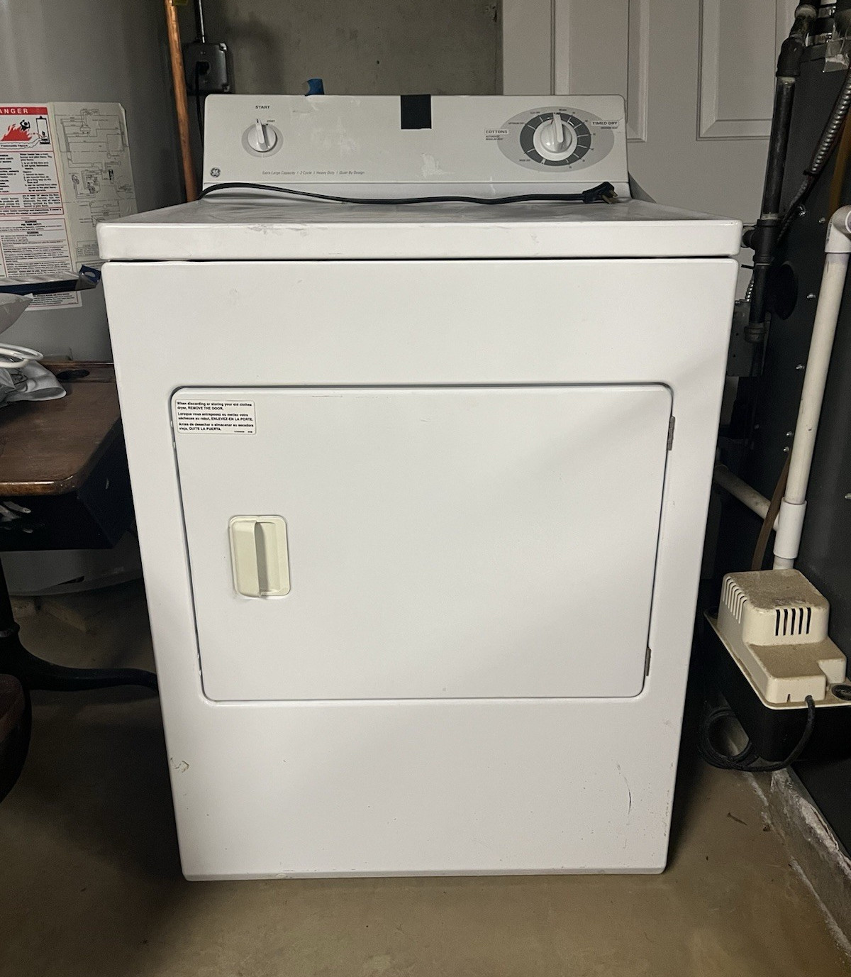 GE DVL223EA0WW Natural Gas Vented Front-Load Dryer White Extra Large GE DVL223EA0WW Natural Gas Vented Front-Load Dryer White Extra Large
