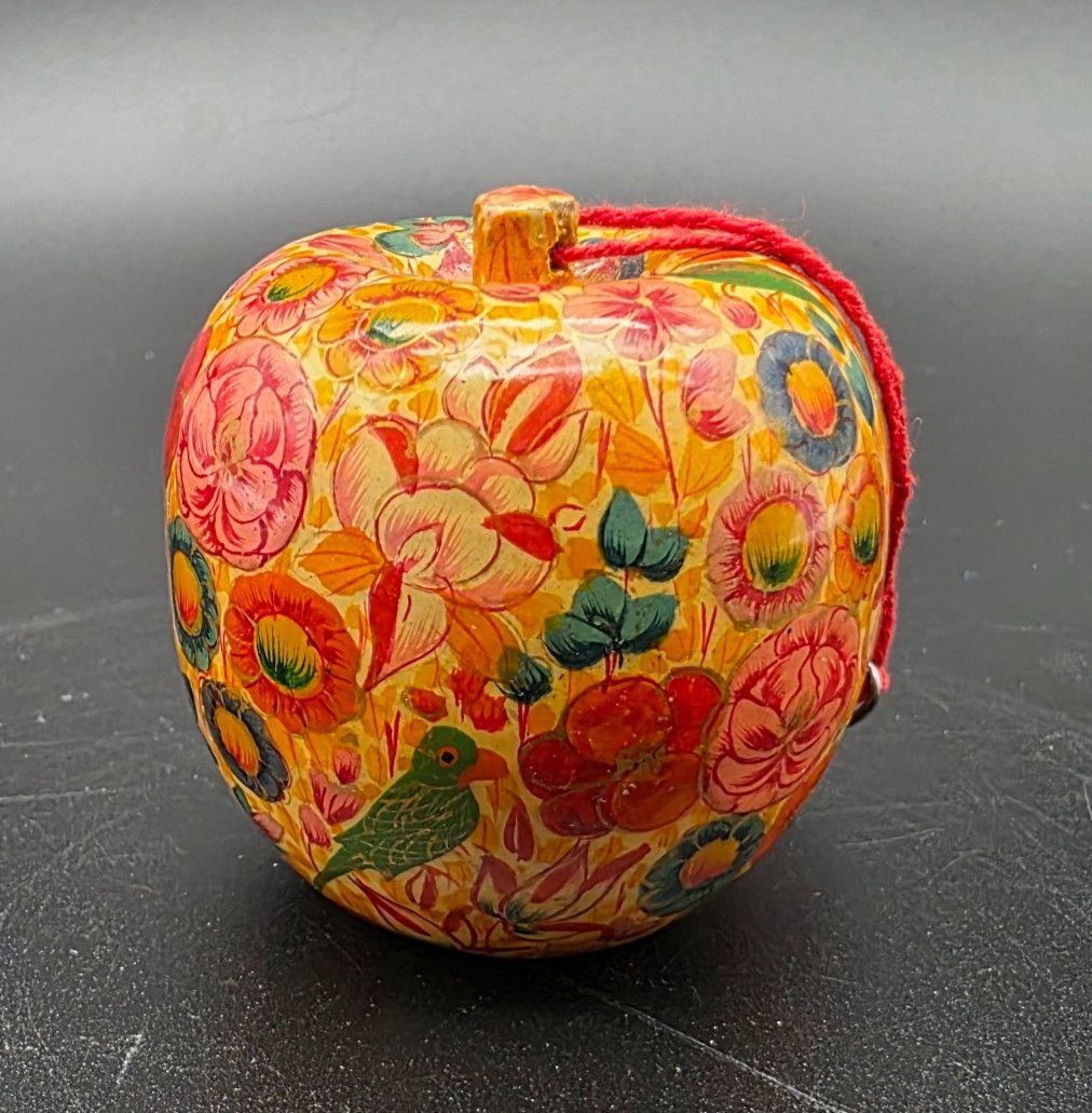Vintage Persian Tole Hand Painted Lacquered birds flowers Apple Kashmir India Vintage Persian Tole Hand Painted Lacquered birds flowers Apple Kashmir India
