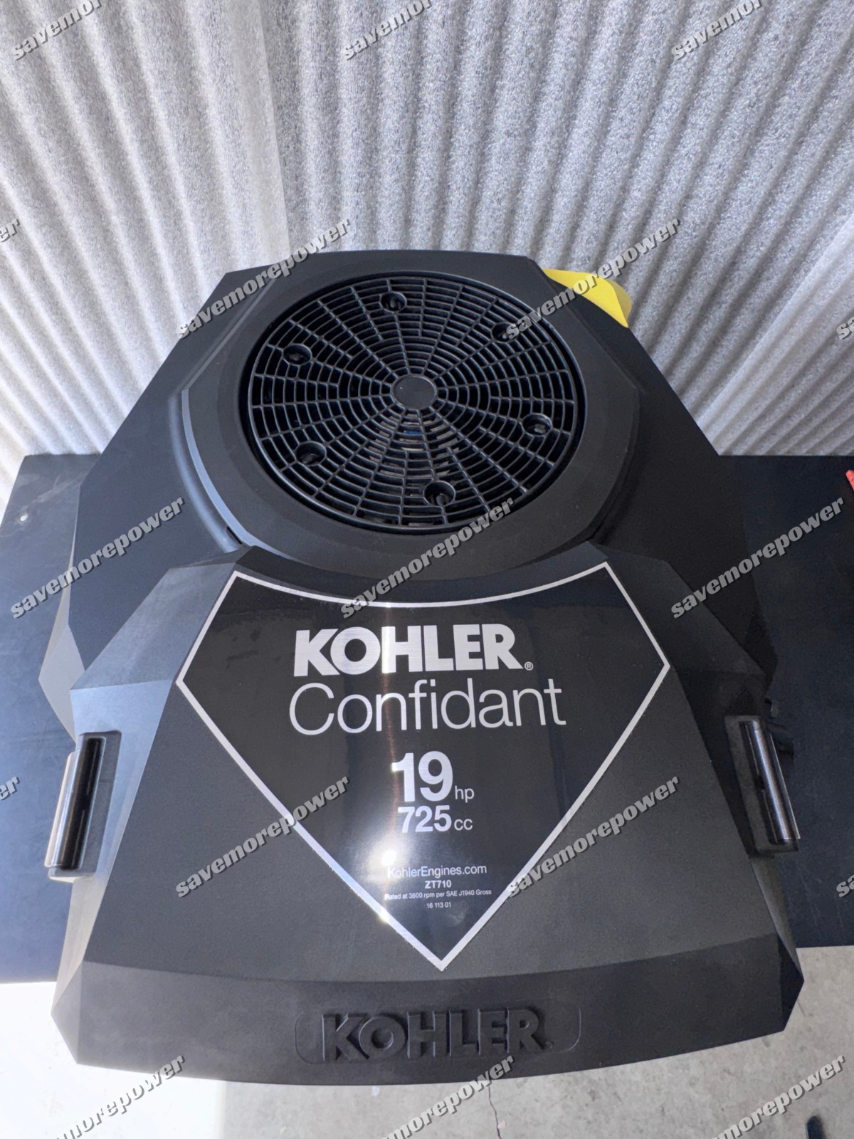 19 HP Kohler Confidant Engine ZT710-3004 1\ 19 HP Kohler Confidant Engine ZT710-3004 1\