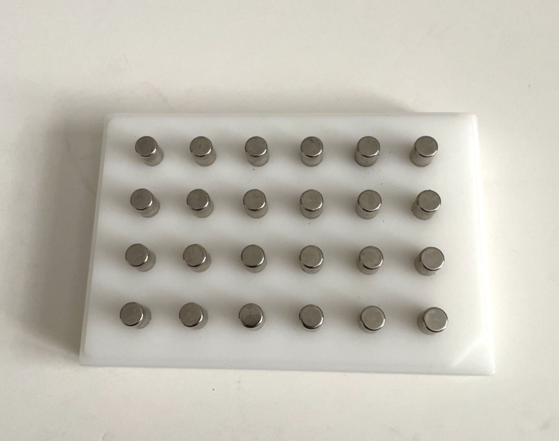 96-well Deep Well Plate Magnetic Rack Thermo Scientific AM10027 Invitrogen 96-well Deep Well Plate Magnetic Rack Thermo Scientific AM10027 Invitrogen