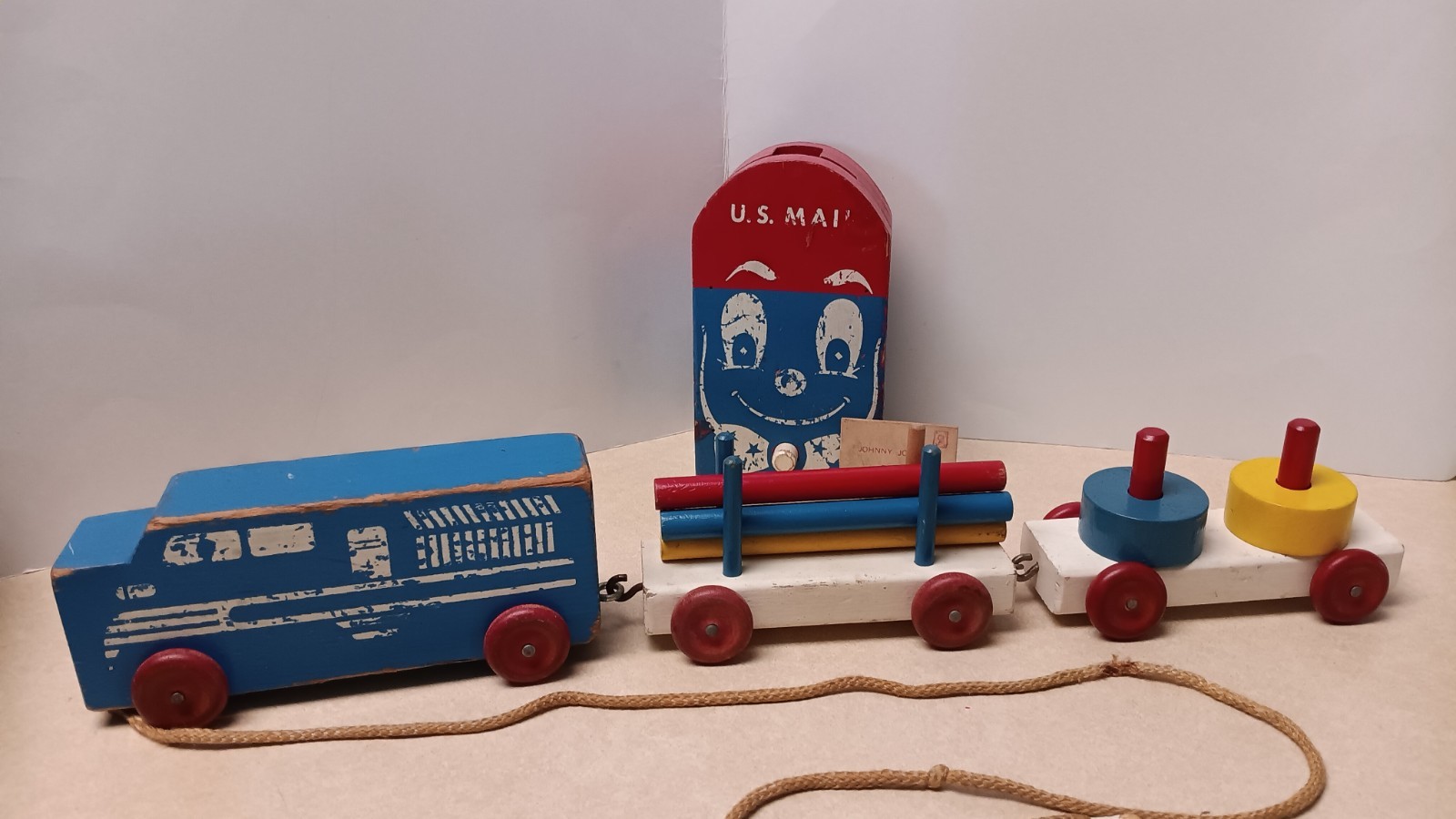 Vintage Wooden Patriotic Pull Toy Train And Charlie Mailbox Letter Lot Bundle Vintage Wooden Patriotic Pull Toy Train And Charlie Mailbox Letter Lot Bundle