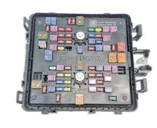 2020-2022 Ford F350 Super Duty Engine Fuse Box OEM Module