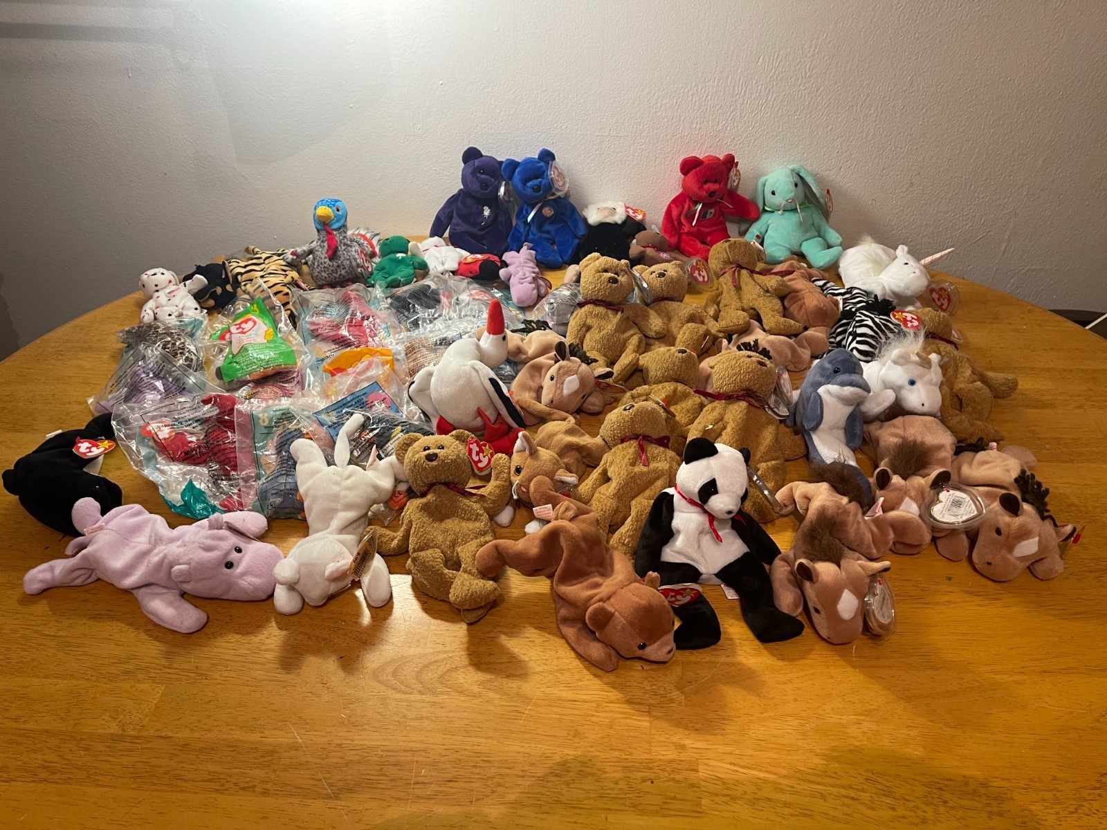 Vintage Beanie Baby Lot 200 plus Beanies Varying Conditions most are very good