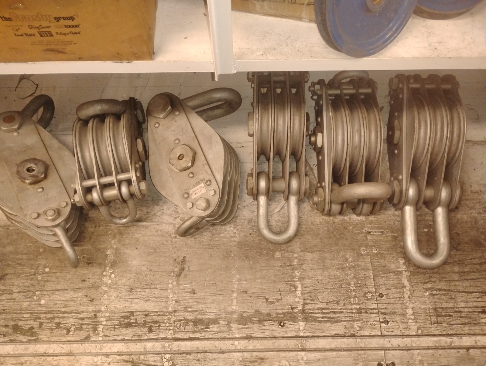 SEALINK 10'' TRIPLE SHEAVE CONSTUCTION BLOCK for 5/8-7/8 WIRE ROPE SEALINK 10'' TRIPLE SHEAVE CONSTUCTION BLOCK for 5/8-7/8 WIRE ROPE