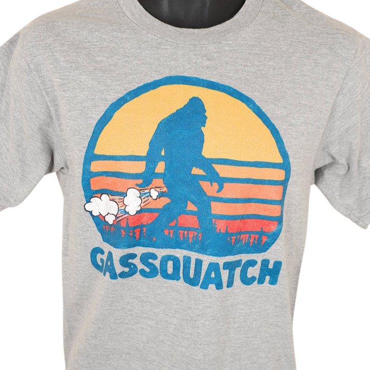 Gassquatch T Shirt Mens Size Small Gray Bigfoot Sasquatch Funny Humor Joke Gassquatch T Shirt Mens Size Small Gray Bigfoot Sasquatch Funny Humor Joke