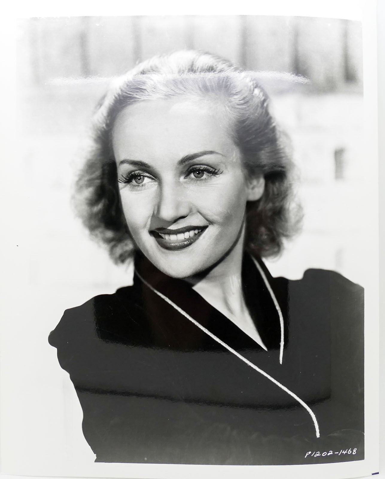 Carole Lombard CAROLE LOMBARD PHOTO 8\'\' X 10\'\' Inch Photograph