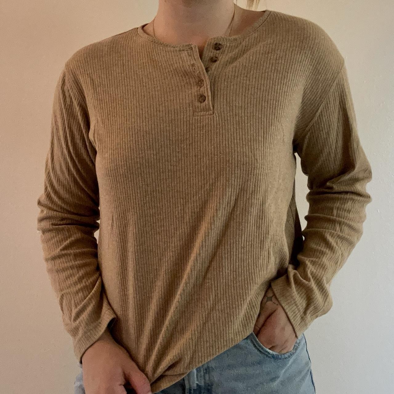 Classic Elements Vintage Y2K Tan Ribbed Henley Long Sleeve Shirt — M