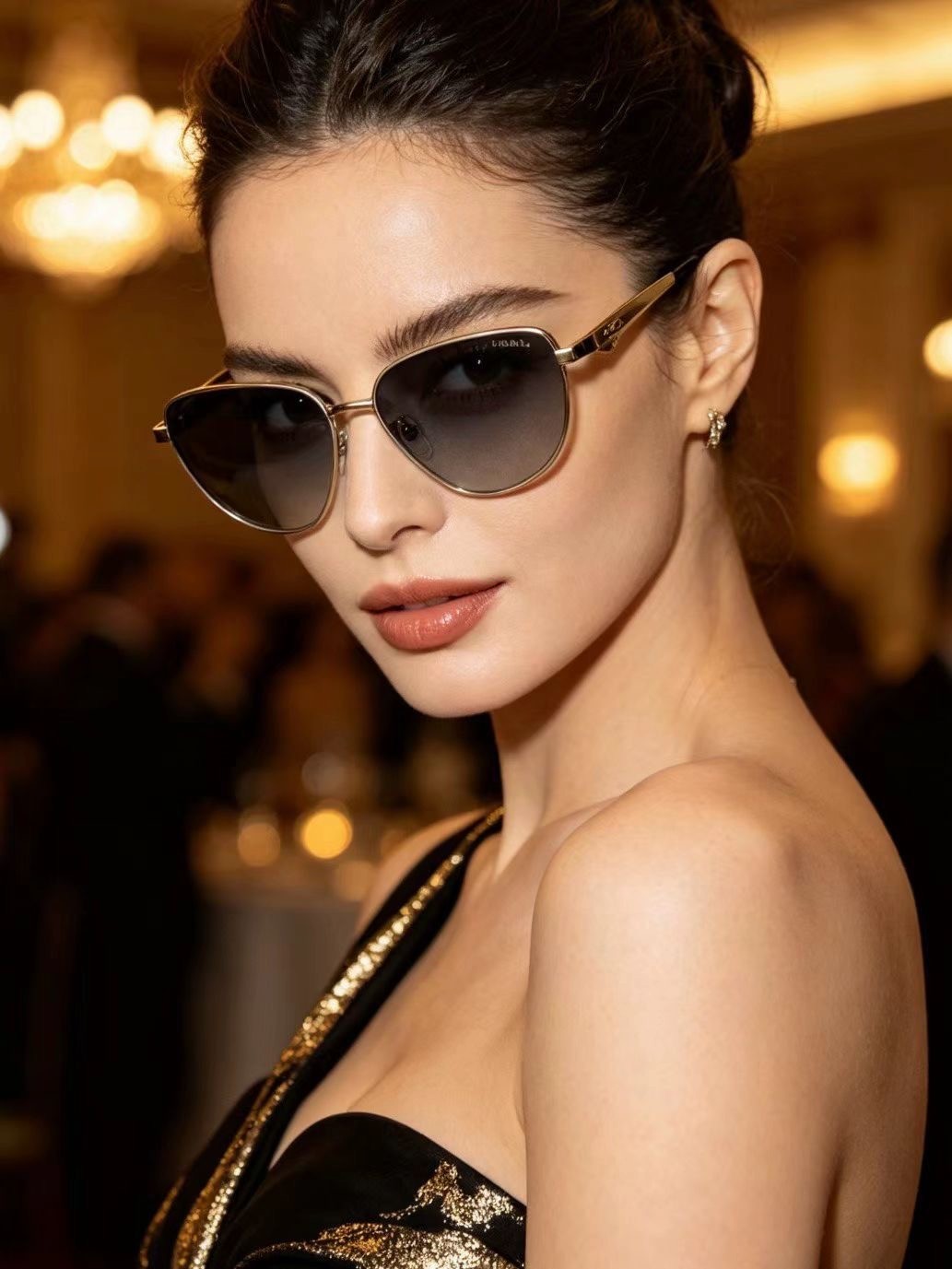 Prada Women\'s Sunglasses MOD: PRD51S | Size: 58-15-147