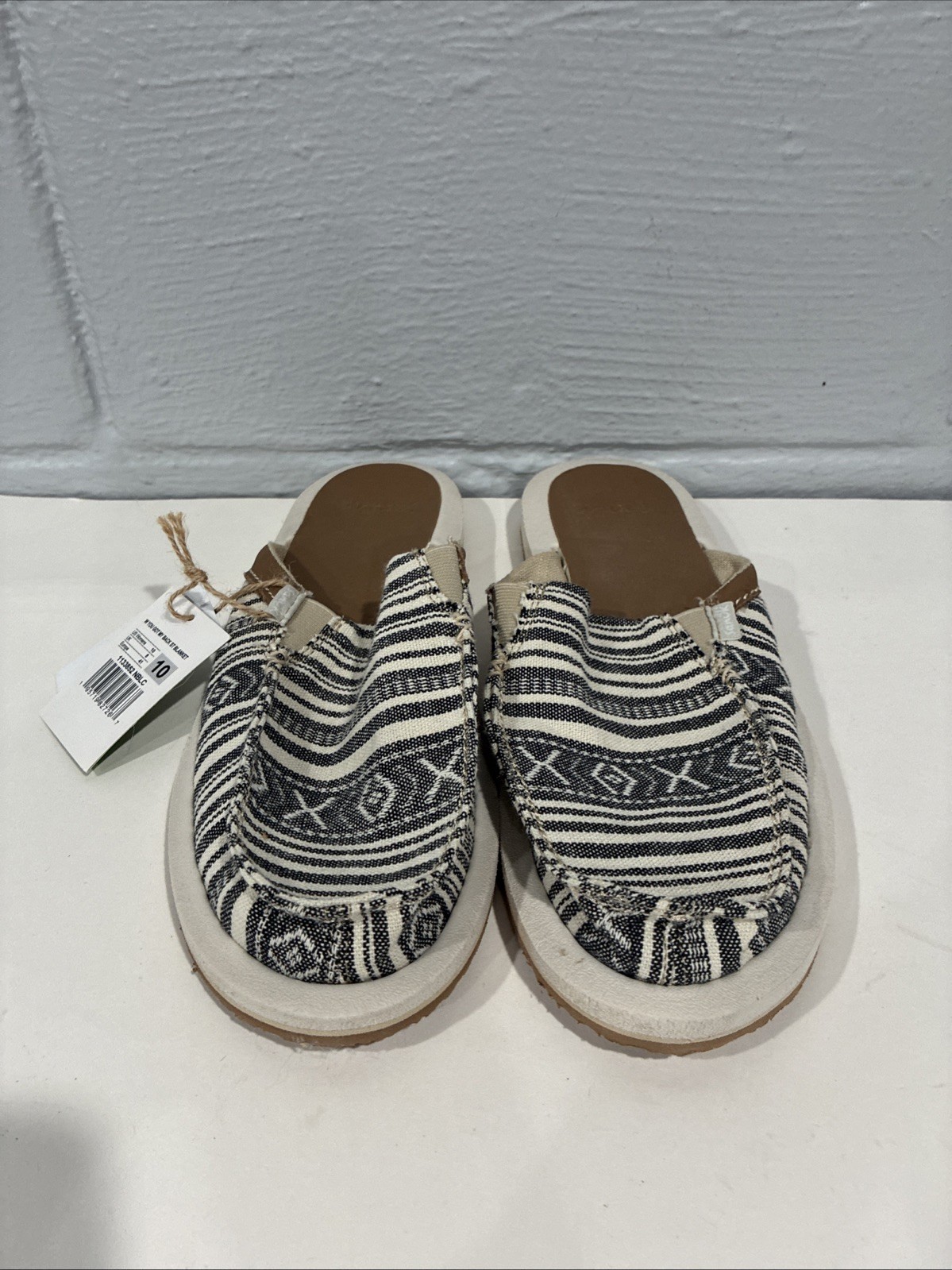 SANUK You Got My Back ST Blanket Women’s Size 10 New