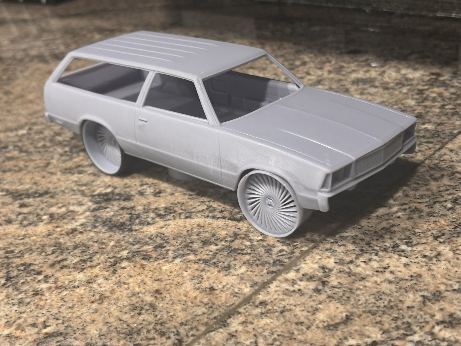 1980 Malibu Wagon kit(1/24) WINDOWS INCLUDED 1980 Malibu Wagon kit(1/24) WINDOWS INCLUDED