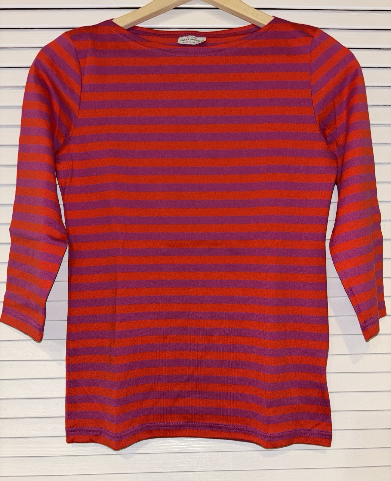 Marimekko Tarasaita Women\'s 3/4 Sleeve Red Purple Stripe Boat Neck Shirt XS Marimekko Tarasaita Women\'s 3/4 Sleeve Red Purple Stripe Boat Neck Shirt XS
