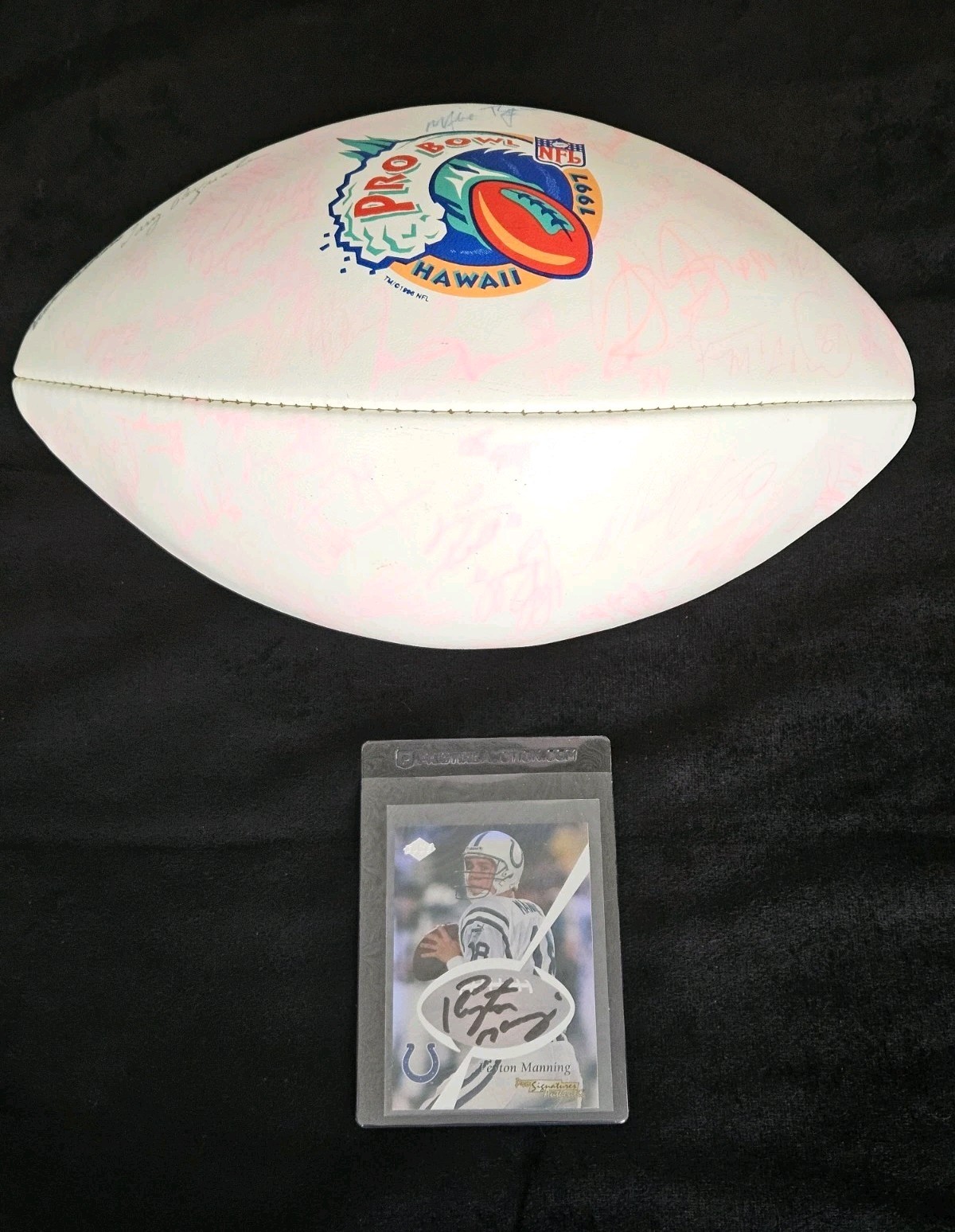 1996 Pro Bowl Hawaii Multi-Signed Football - Beckett Loa & Manning Auto